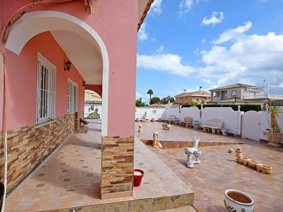 3-bedroom House In Orihuela Costa, Spain (110 M²)