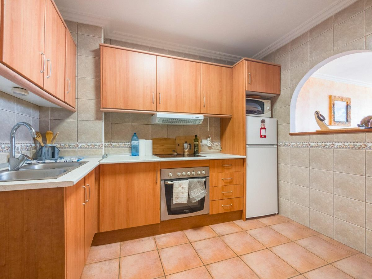 2-bedroom Apartment In Torrevieja, Spain (63 M²)