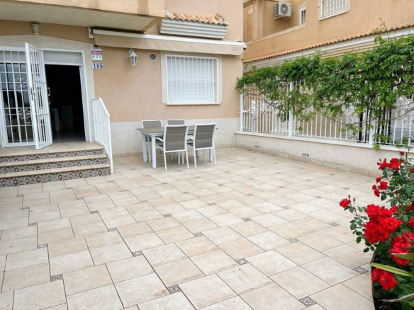 2-bedroom Apartment In Los Alcázares, Spain (69 M²)