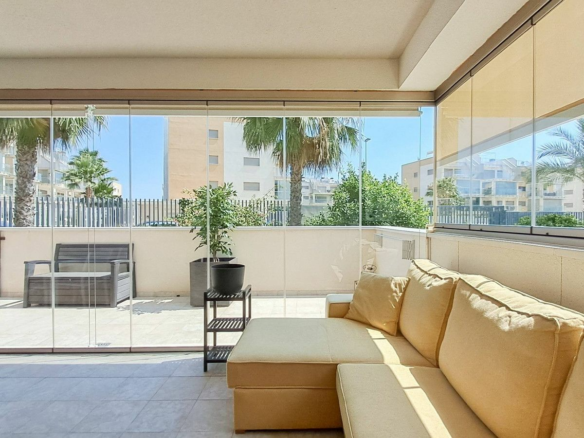 3-bedroom Apartment In Orihuela Costa, Spain (72 M²)