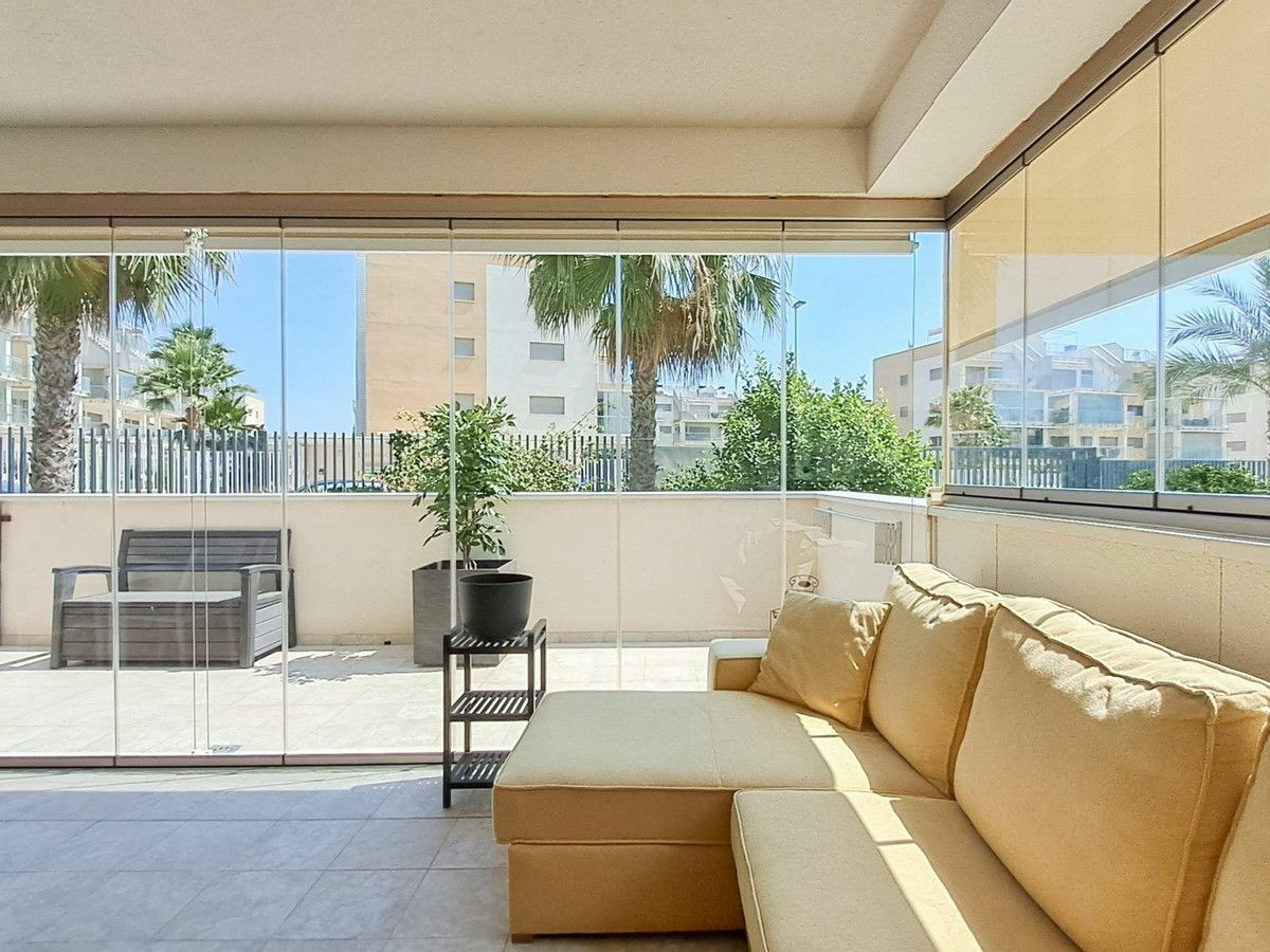 3-bedroom Apartment In Orihuela Costa, Spain (72 M²)