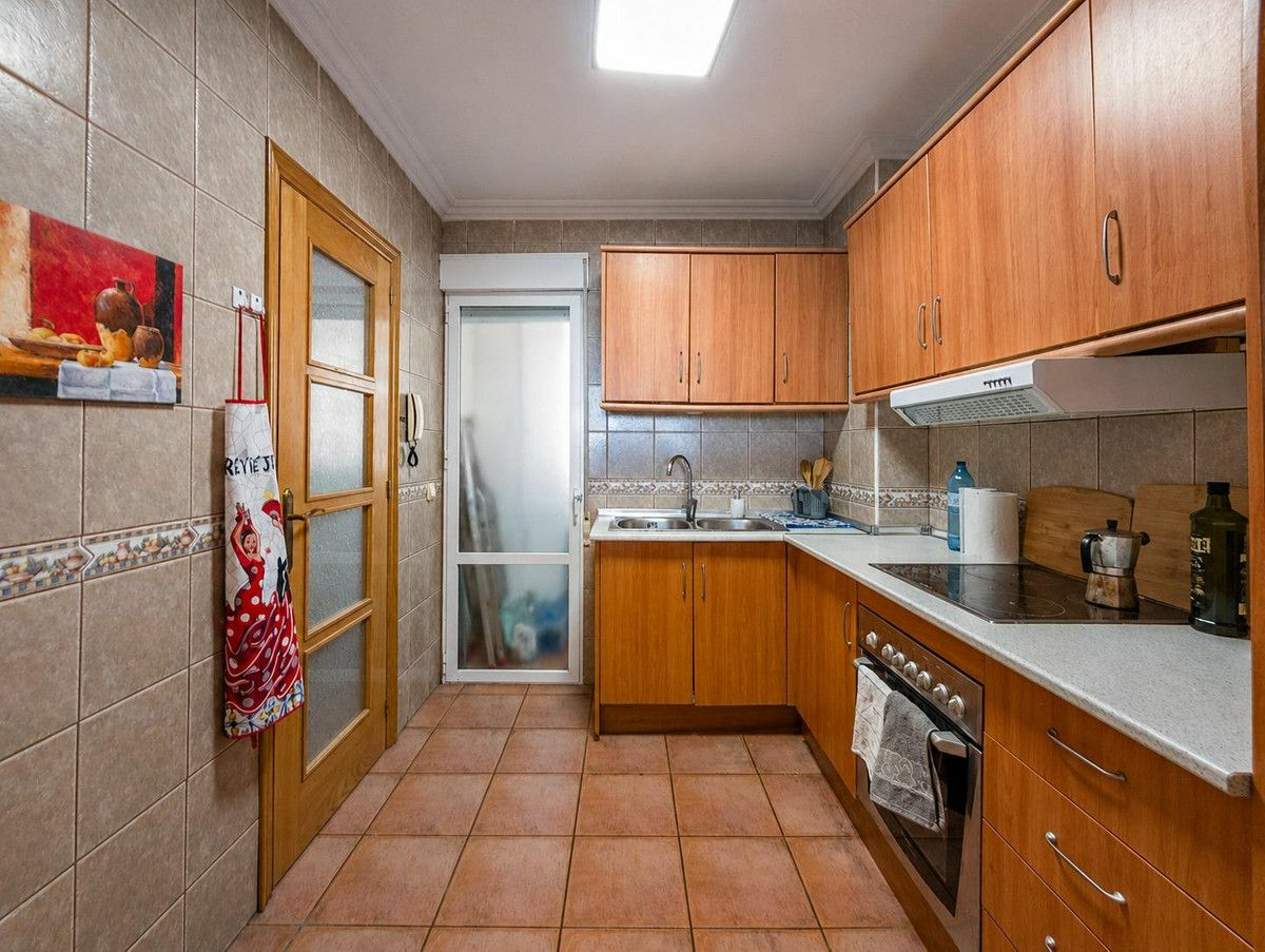 4-4-6cdb63 2-bedroom Apartment In Torrevieja, Spain (63 M²)