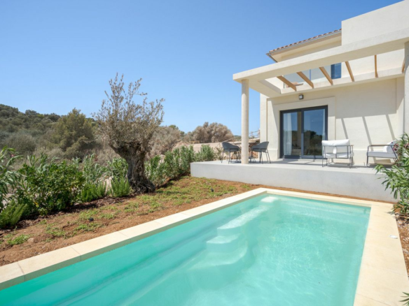 3-bedroom Villa In Manacor, Spain (105 M²)