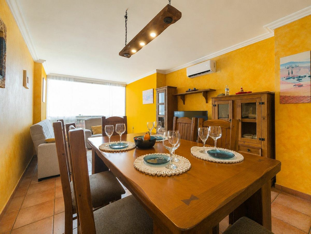 4-5-56450e 2-bedroom Apartment In Torrevieja, Spain (63 M²)
