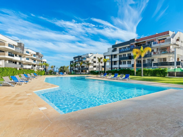 2-bedroom Apartment In Orihuela Costa, Spain (78 M²)