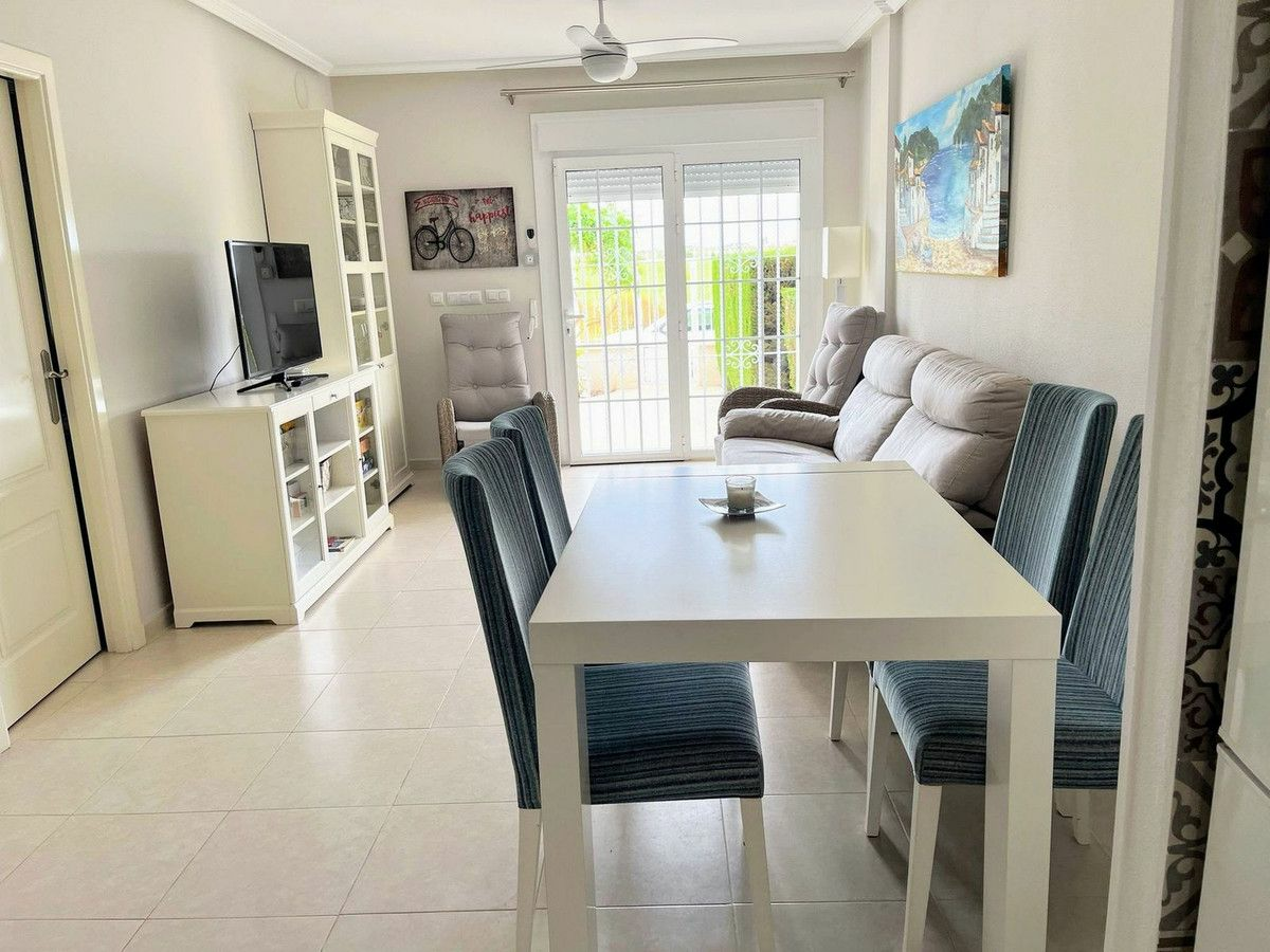 2-bedroom Apartment In Los Alcázares, Spain (69 M²)