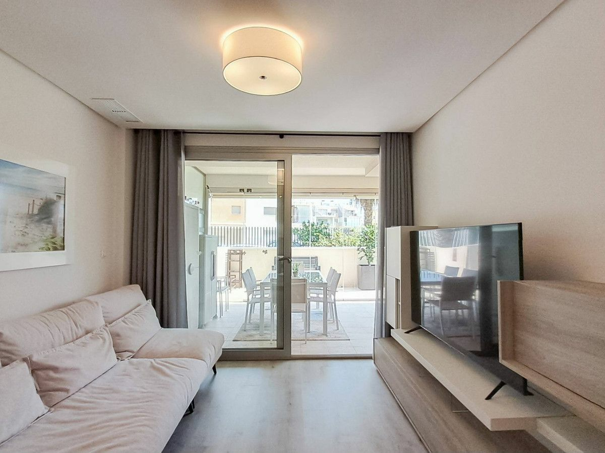 3-bedroom Apartment In Orihuela Costa, Spain (72 M²)