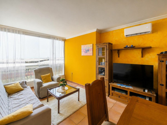 2-bedroom Apartment In Torrevieja, Spain (63 M²)