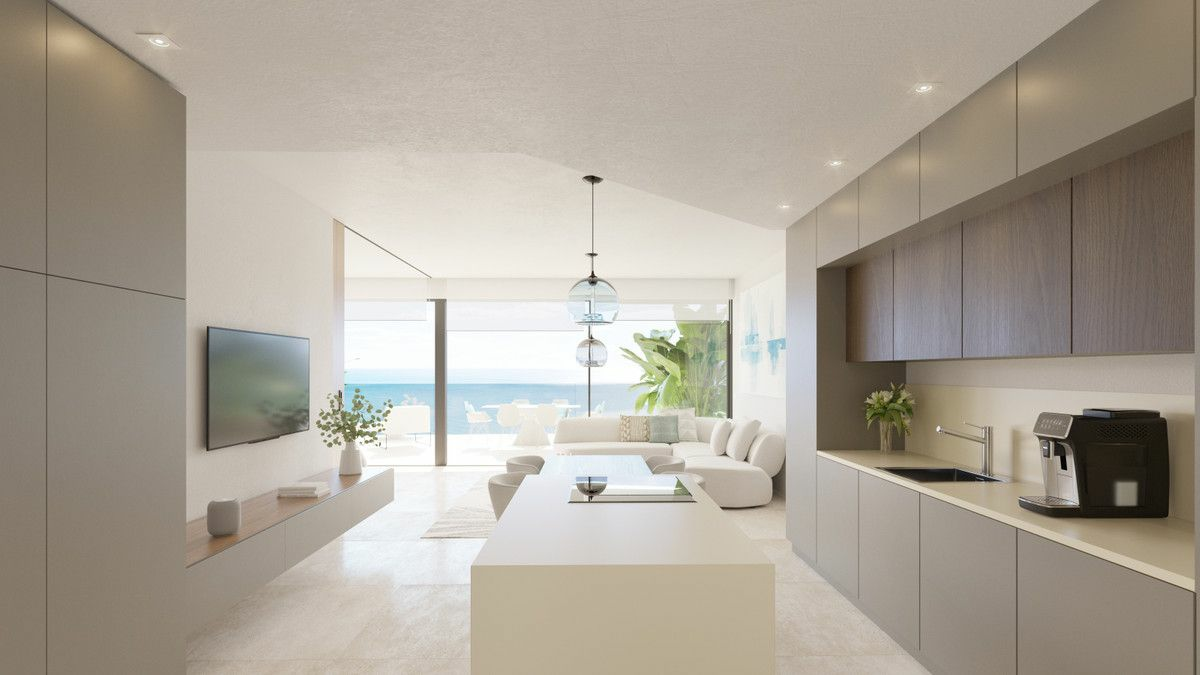 2-bedroom Apartment In Fuengirola, Spain (85 M²)