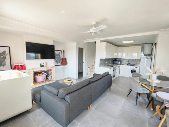 2-bedroom Villa In Orihuela Costa, Spain (85 M²)