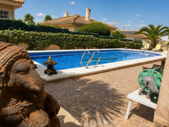 4-bedroom Villa In Rojales, Spain (175 M²)