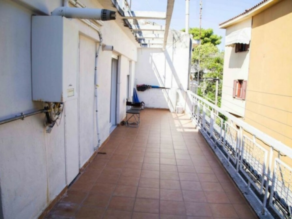 3-bedroom Flat In Ano Poli, Greece (110 M²)