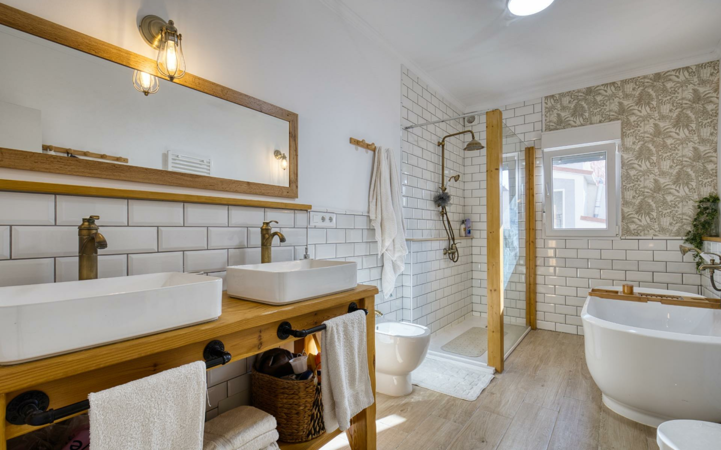 3-bedroom Semi In San Cayetano, Spain (173 M²)