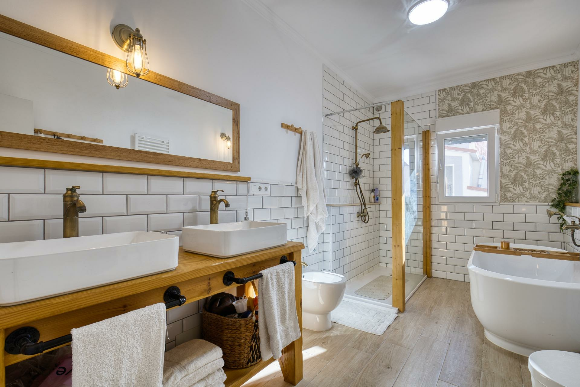 3-bedroom Semi In San Cayetano, Spain (173 M²)