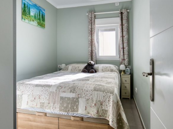 3-bedroom Semi In San Cayetano, Spain (173 M²)