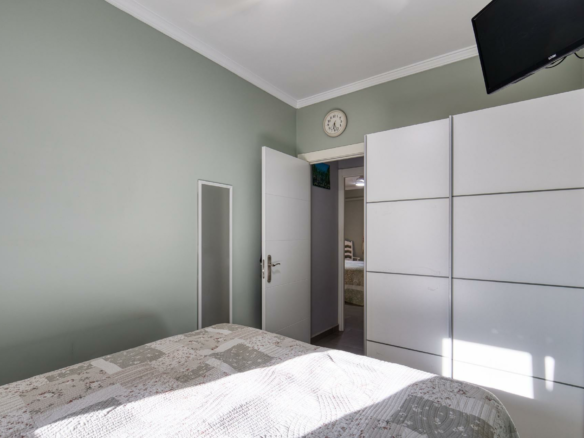 3-bedroom Semi In San Cayetano, Spain (173 M²)