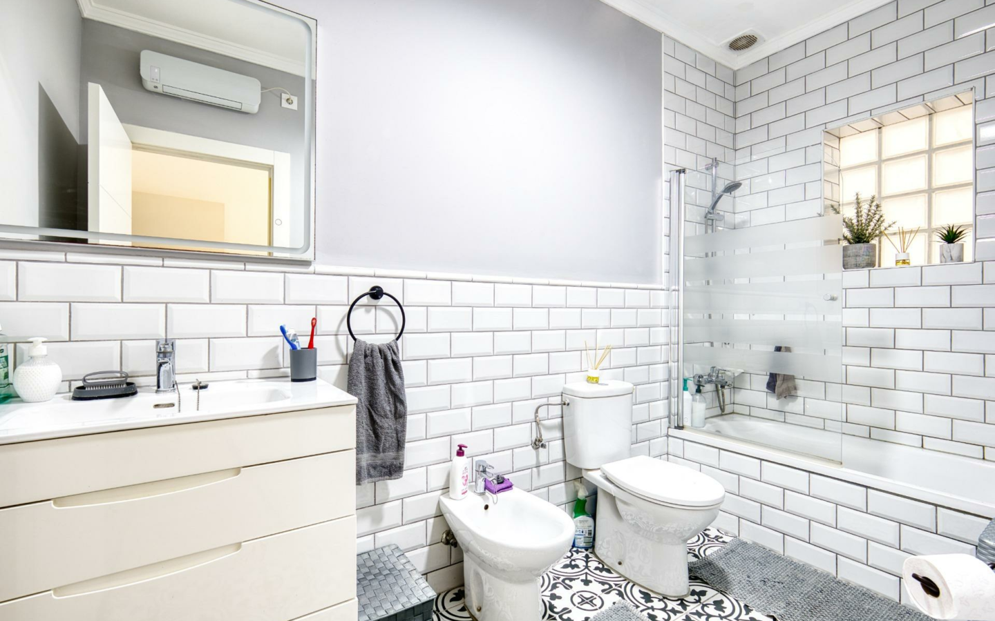 3-bedroom Semi In San Cayetano, Spain (173 M²)