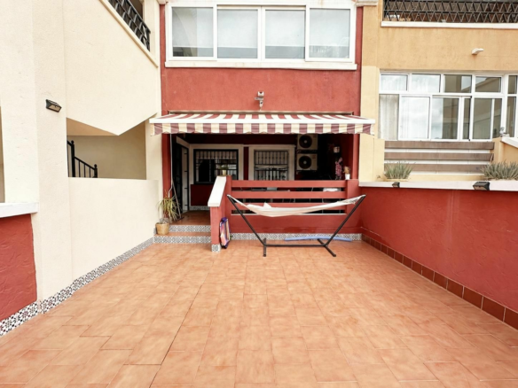 2-bedroom Bungalow In Orihuela Costa, Spain (80 M²)