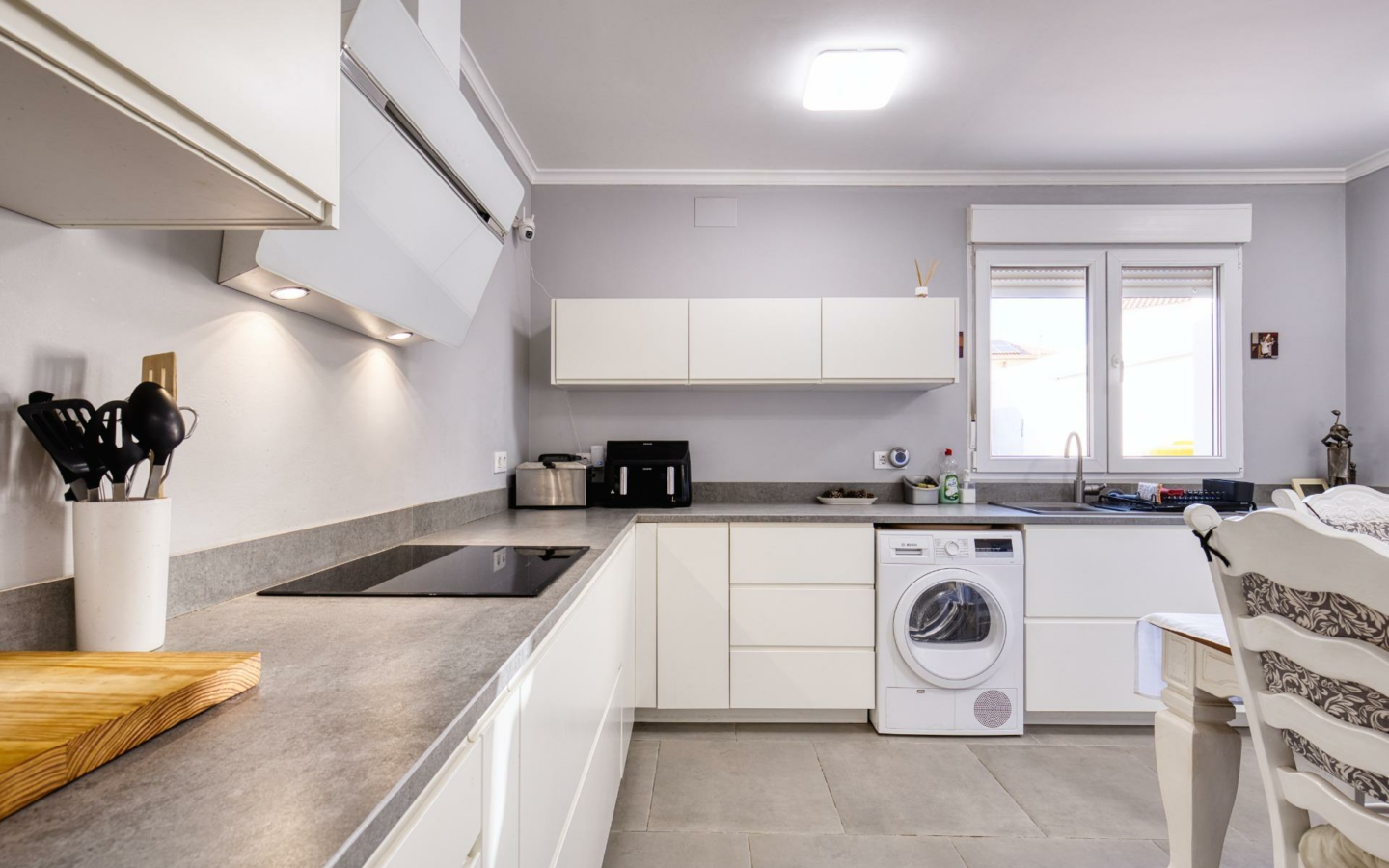 3-bedroom Semi In San Cayetano, Spain (173 M²)