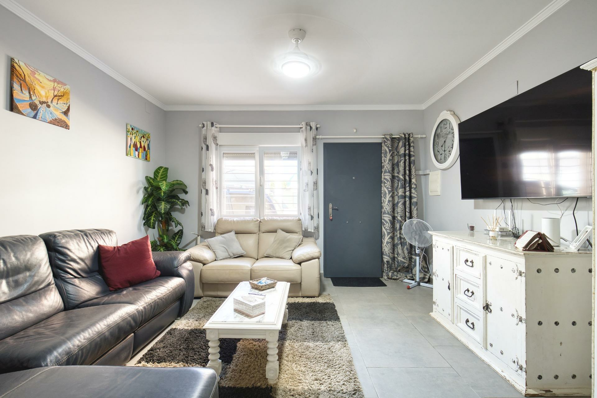 3-bedroom Semi In San Cayetano, Spain (173 M²)