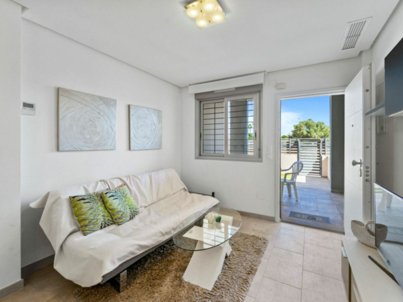 2-bedroom Apartment In Torrevieja, Spain (57 M²)
