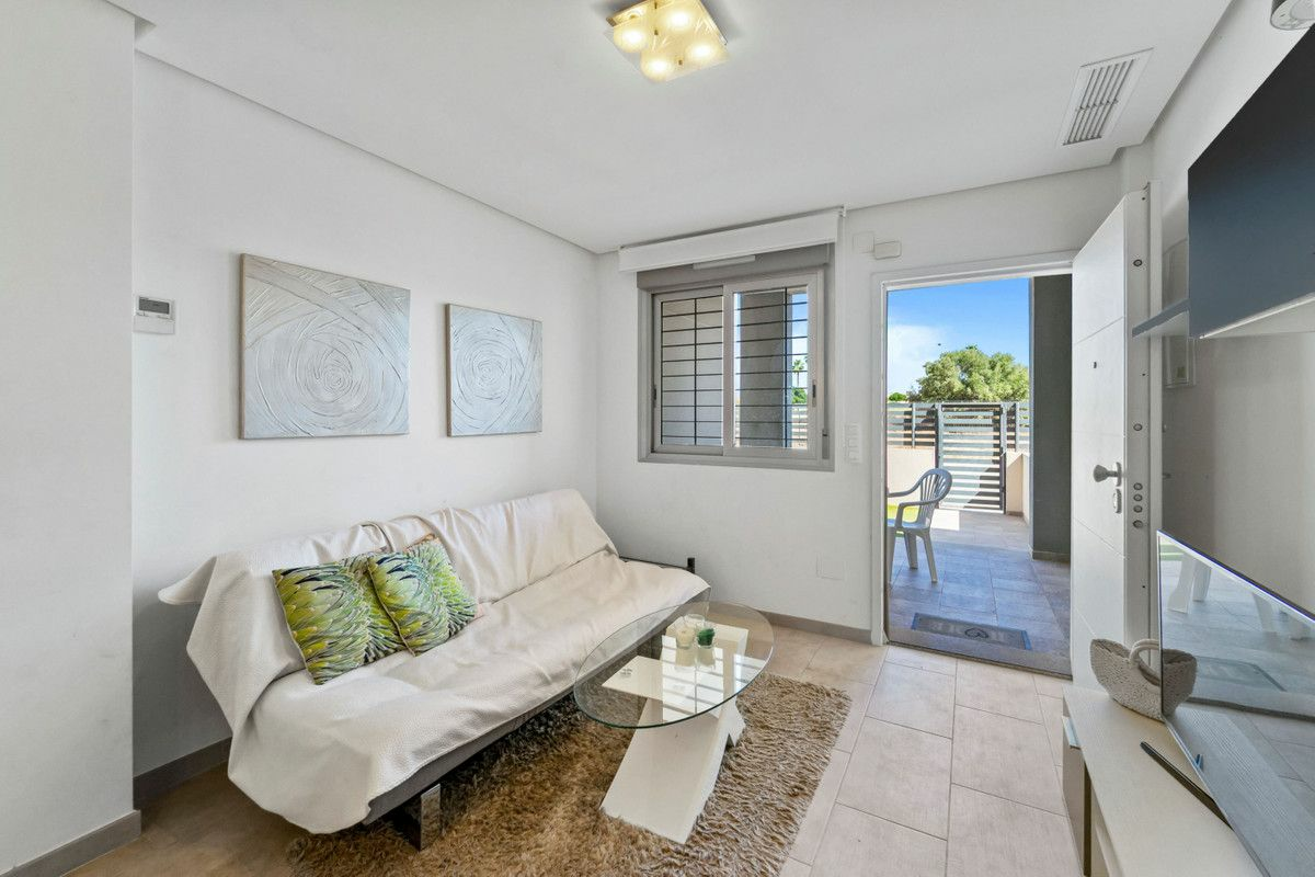 2-bedroom Apartment In Torrevieja, Spain (57 M²)
