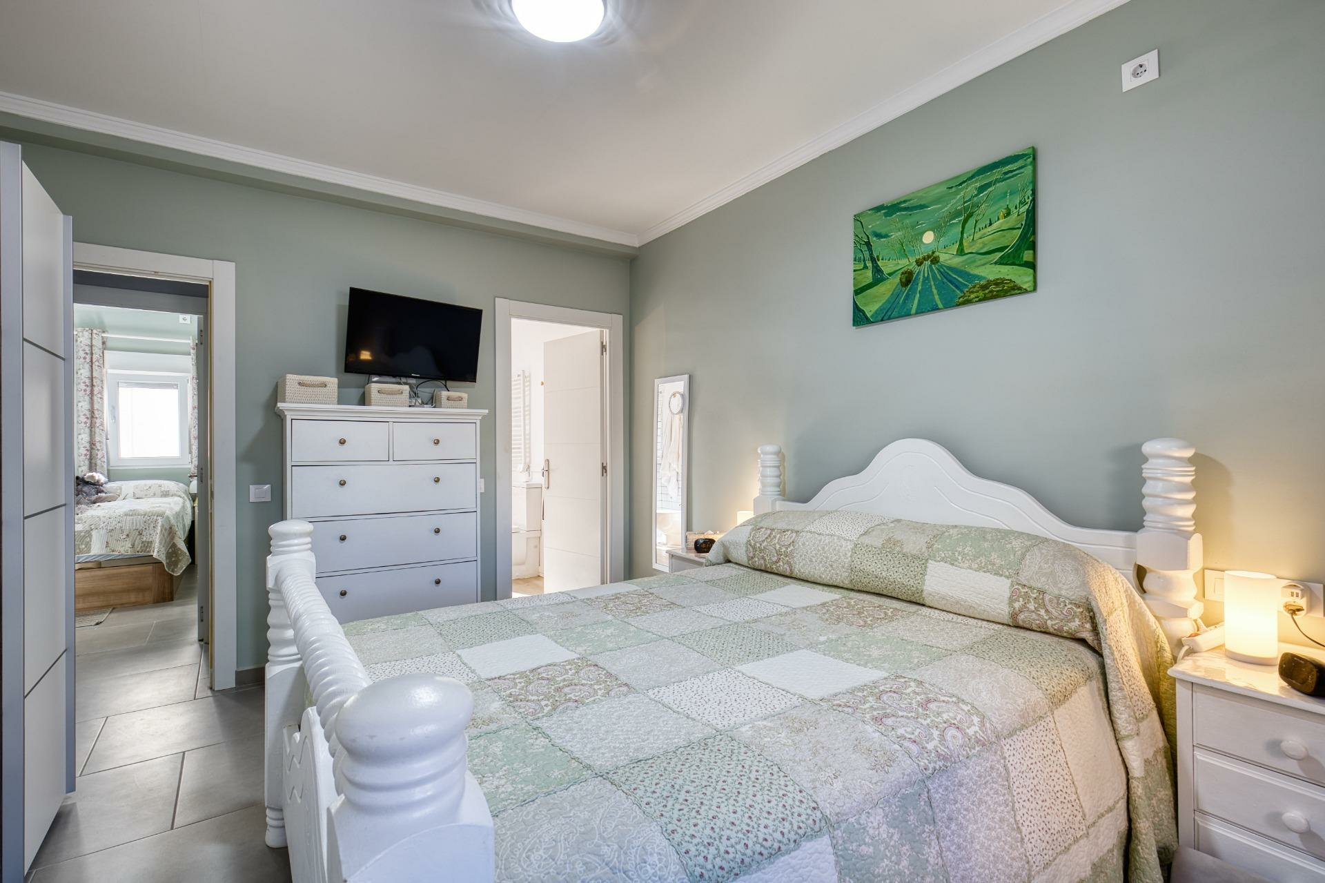 3-bedroom Semi In San Cayetano, Spain (173 M²)