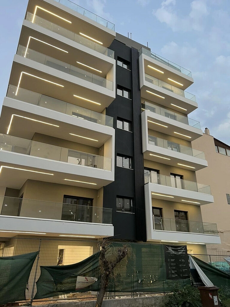3-bedroom Maisonette In Peristeri, Greece (105 M²)