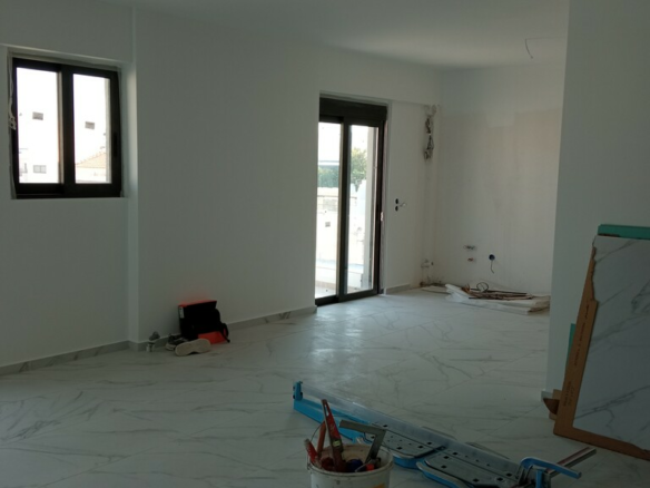 3-bedroom Maisonette In Peristeri, Greece (105 M²)