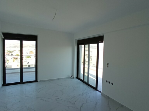 4-bedroom Maisonette In Peristeri, Greece (155 M²)