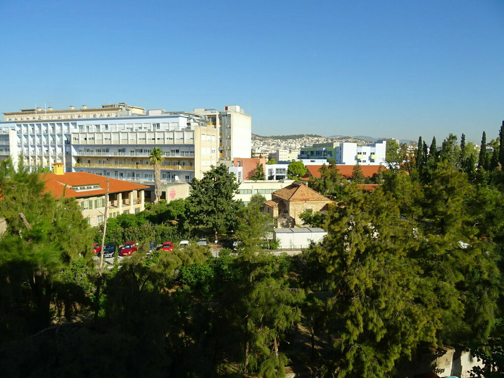 2-bedroom Flat In Goudi, Greece (82 M²)
