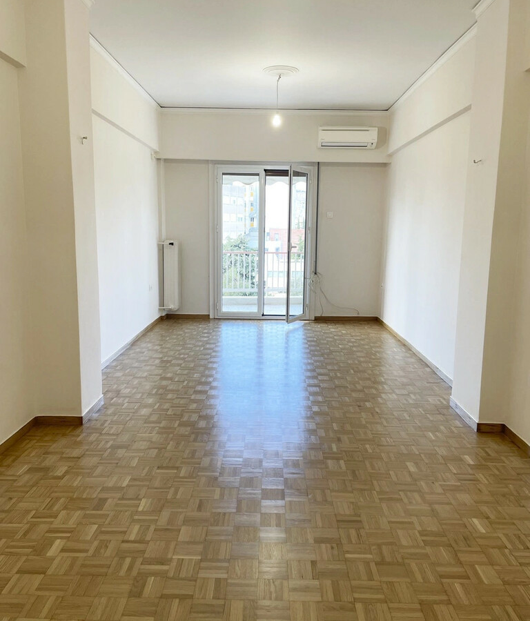 2-bedroom Flat In Goudi, Greece (82 M²)