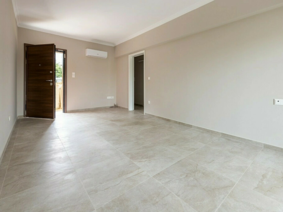 2-bedroom Flat In Vouliagmeni, Greece (70 M²)