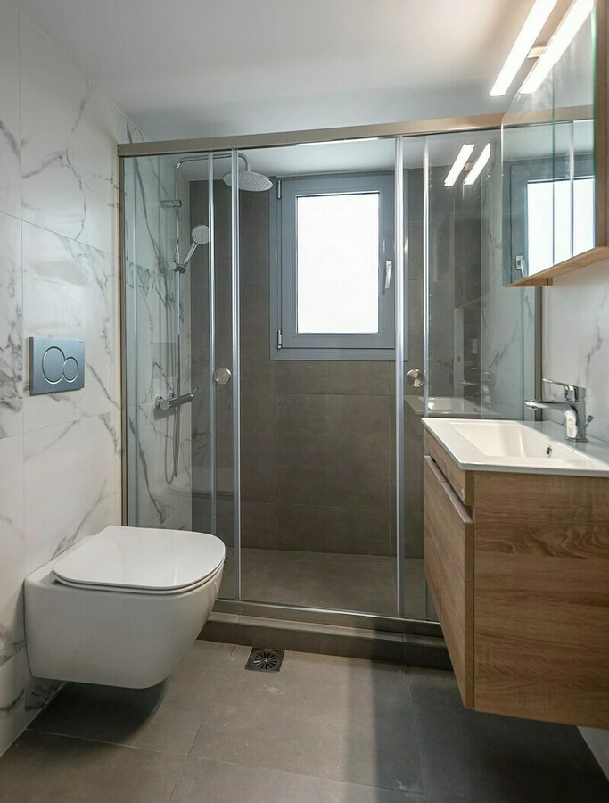 2-bedroom Flat In Vouliagmeni, Greece (70 M²)