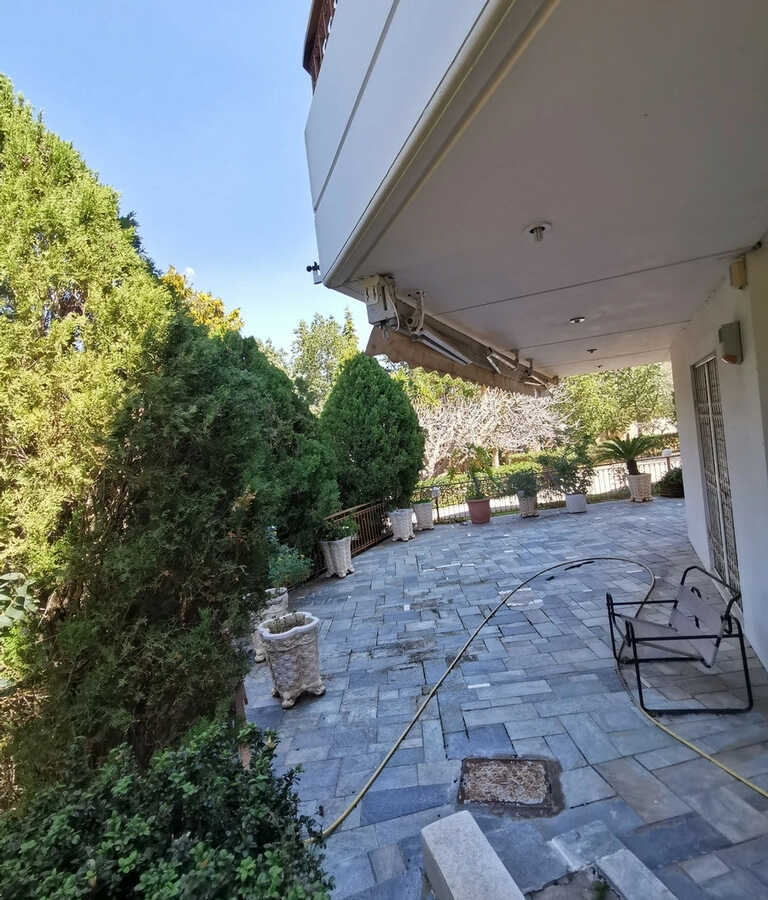 Detached House In Saronida, Greece (520 M²)