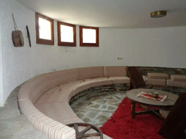 6-bedroom Villa In Eretria, Greece (570 M²)