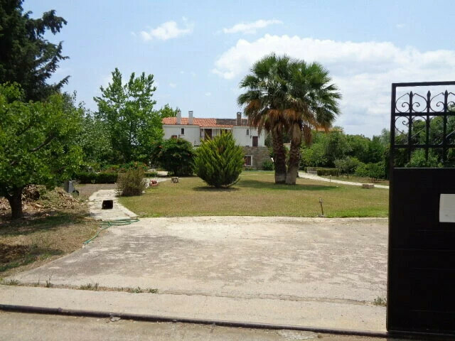 6-bedroom Villa In Eretria, Greece (570 M²)
