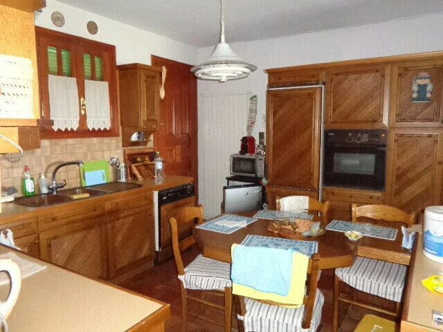 6-bedroom Villa In Eretria, Greece (570 M²)