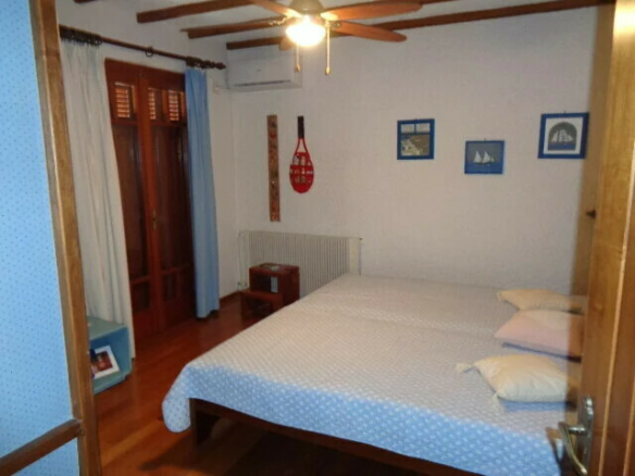6-bedroom Villa In Eretria, Greece (570 M²)