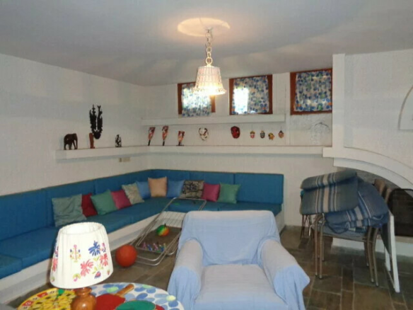 6-bedroom Villa In Eretria, Greece (570 M²)
