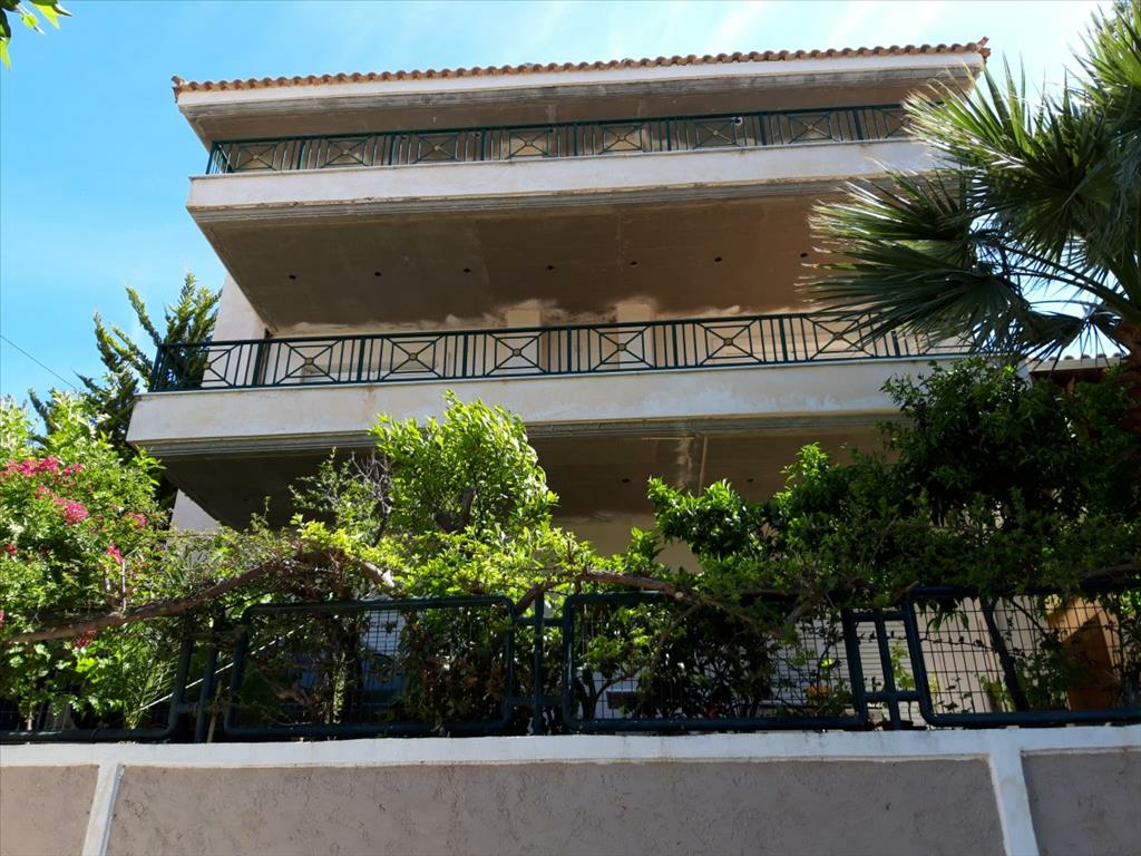 3-bedroom Maisonette In Koropi, Greece (174 M²)
