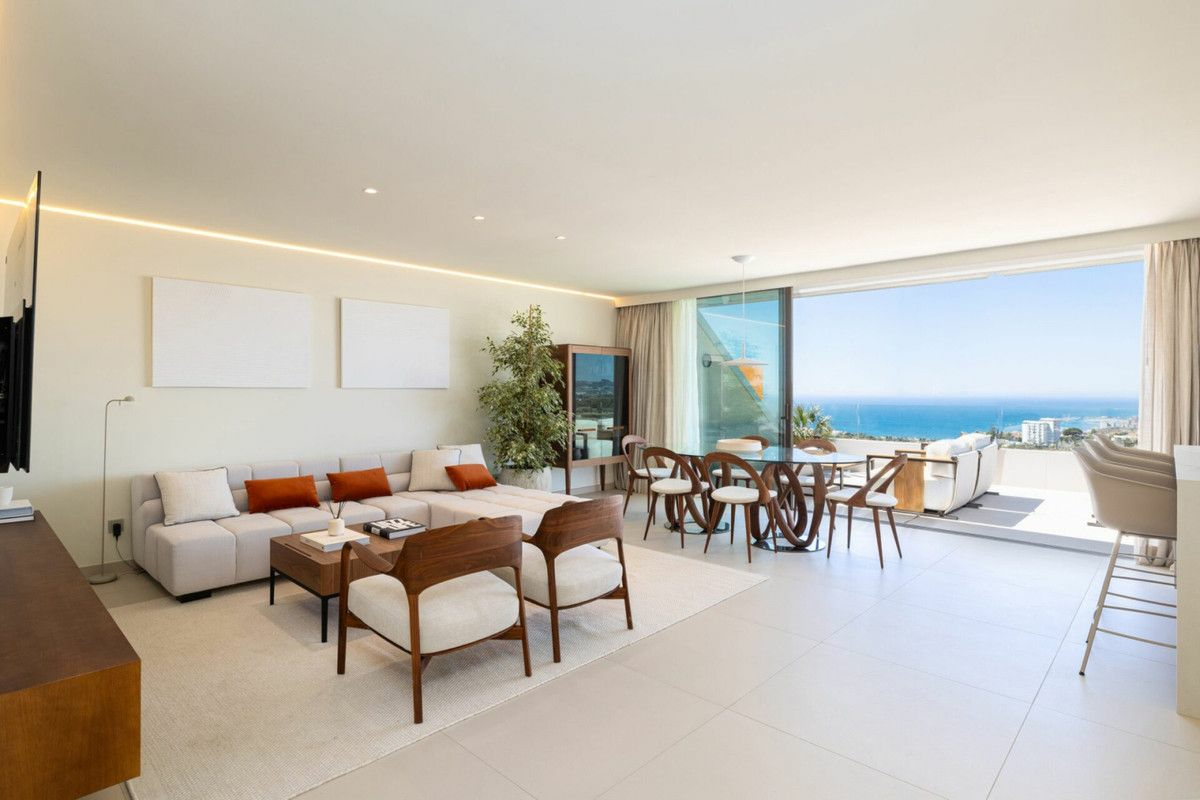 3-bedroom Apartment In Fuengirola, Spain (128 M²)