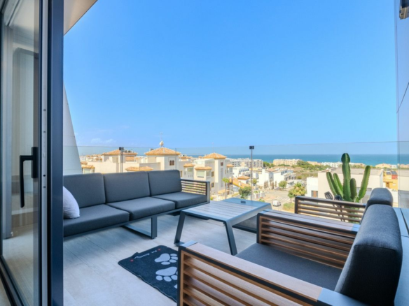 3-bedroom Apartment In Guardamar Del Segura, Spain (93 M²)
