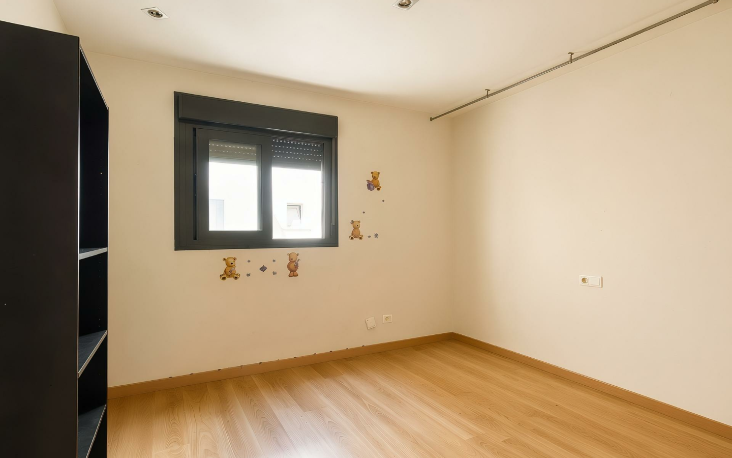 3-bedroom Flat In Elche, Spain (86 M²)