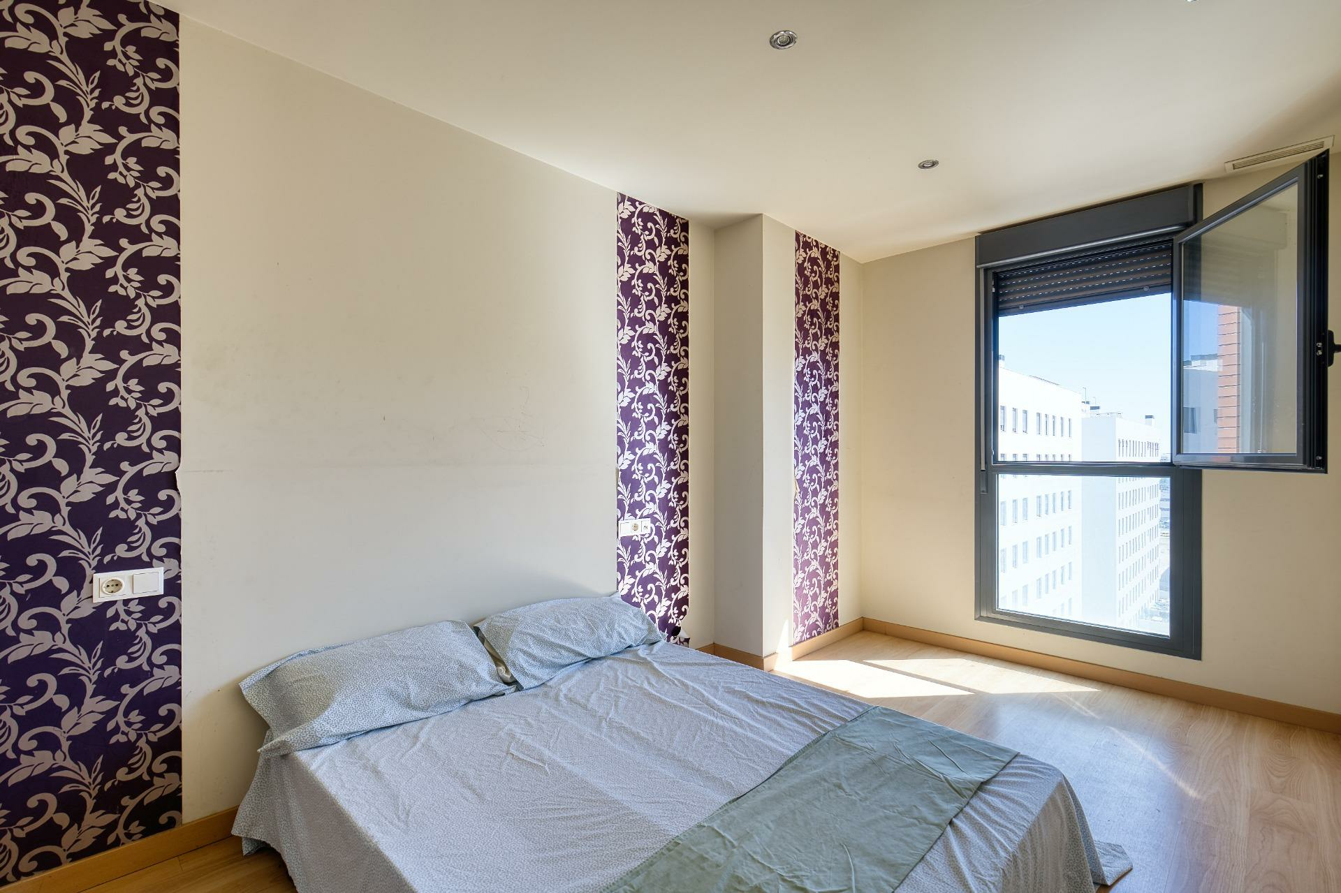 7-13-e41510 3-bedroom Flat In Elche, Spain (86 M²)