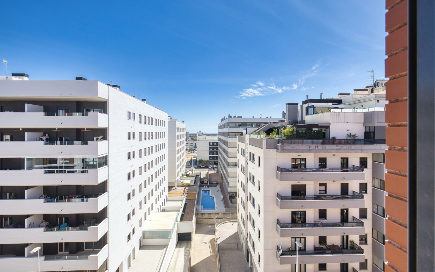 3-bedroom Flat In Elche, Spain (86 M²)