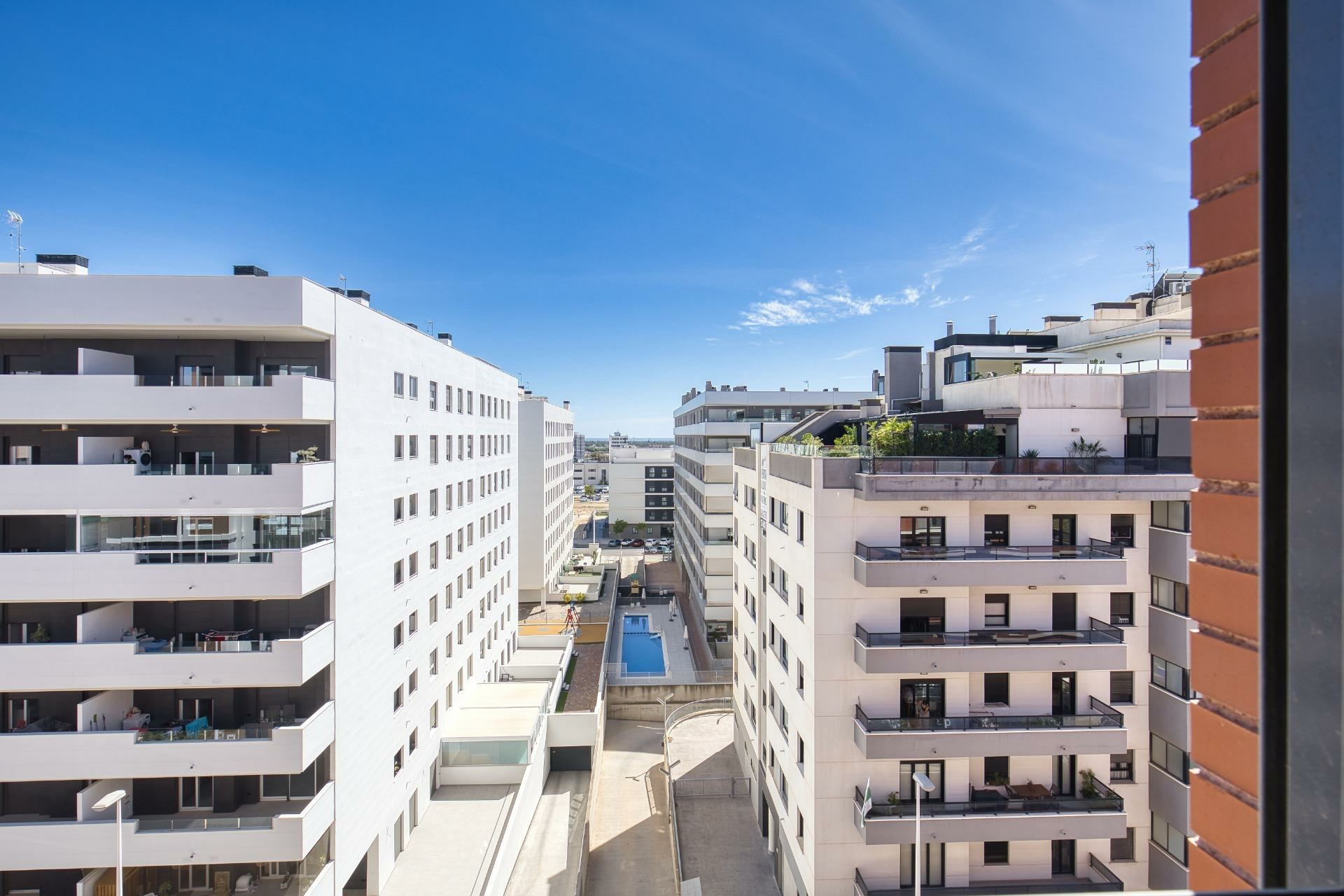 7-16-f98cd8 3-bedroom Flat In Elche, Spain (86 M²)
