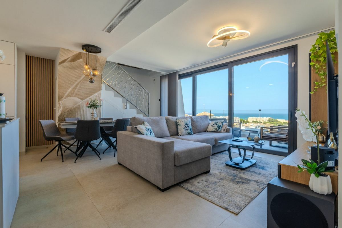 3-bedroom Apartment In Guardamar Del Segura, Spain (93 M²)