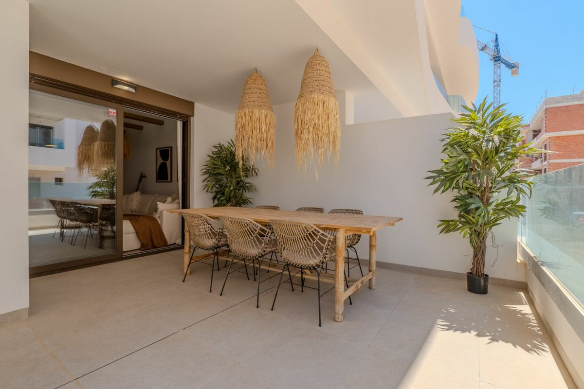 2-bedroom Apartment In Orihuela Costa, Spain (63 M²)