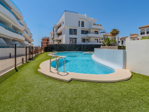 2-bedroom Apartment In Orihuela Costa, Spain (63 M²)